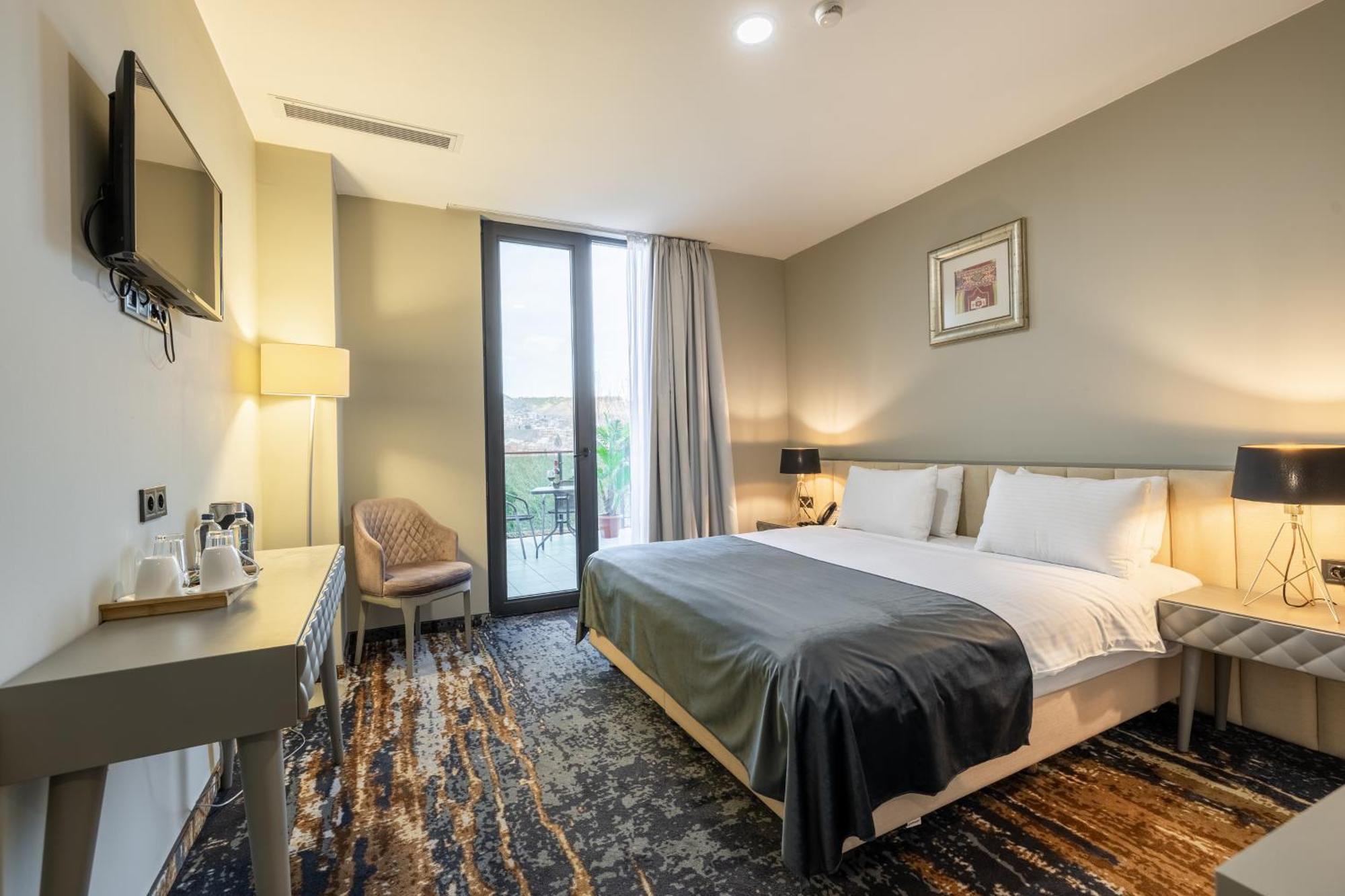 Brosse Garden Hotel Tbilisi Exterior foto